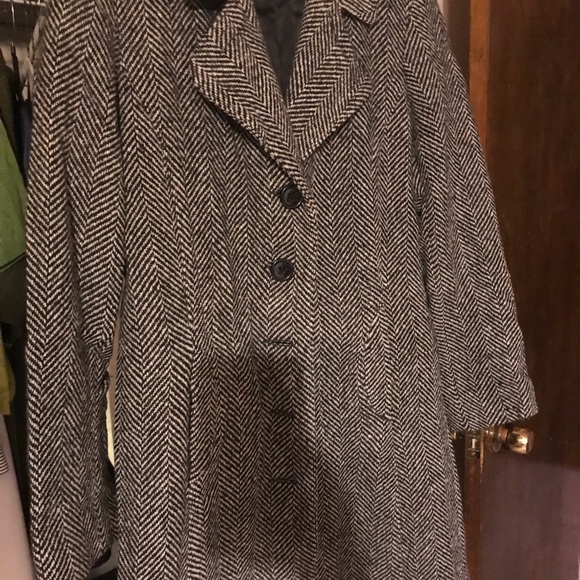 Wool coat - Picture 8 of 8